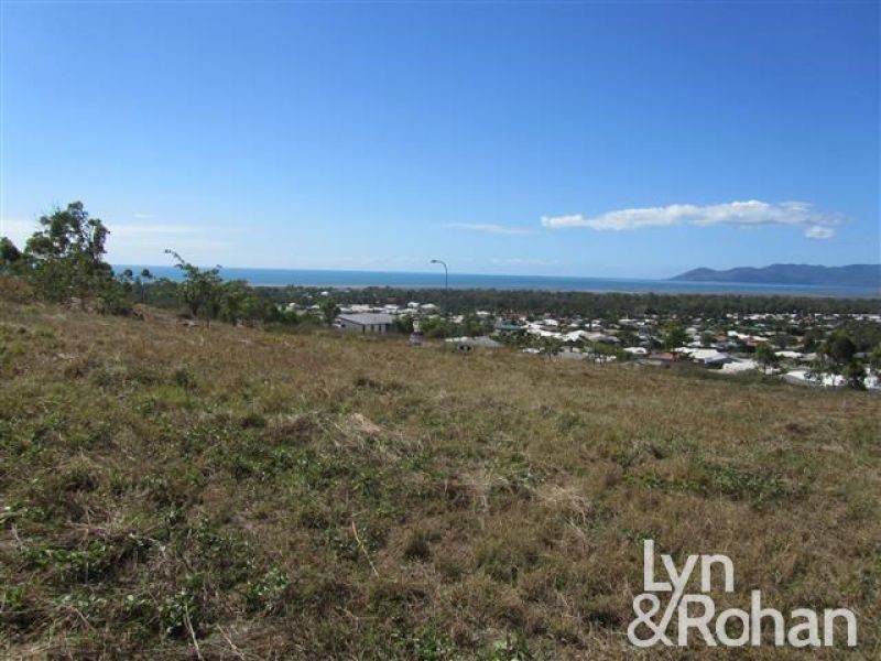 84 Goicoechea Drive, Bushland Beach QLD 4818