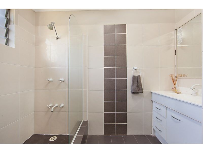 47 Banfield Drive, Mount Louisa QLD 4814