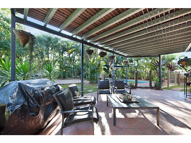 47 Banfield Drive, Mount Louisa QLD 4814