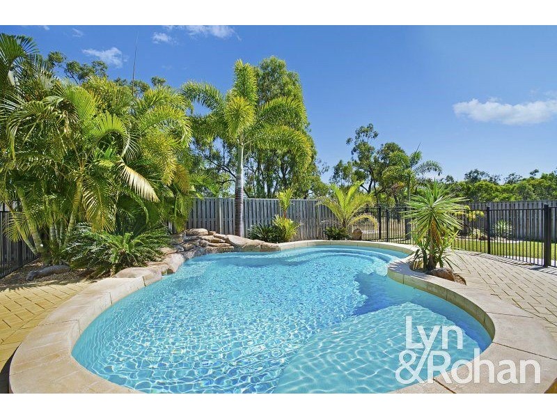 43 Woodwark Drive, Bushland Beach QLD 4818