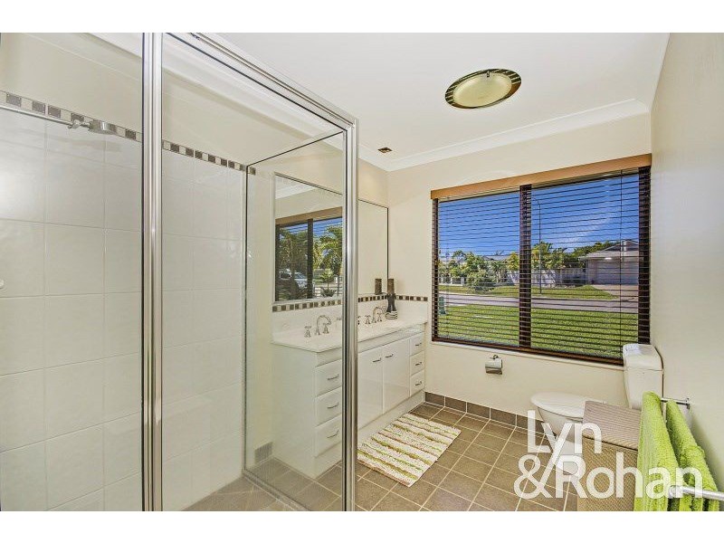 43 Woodwark Drive, Bushland Beach QLD 4818