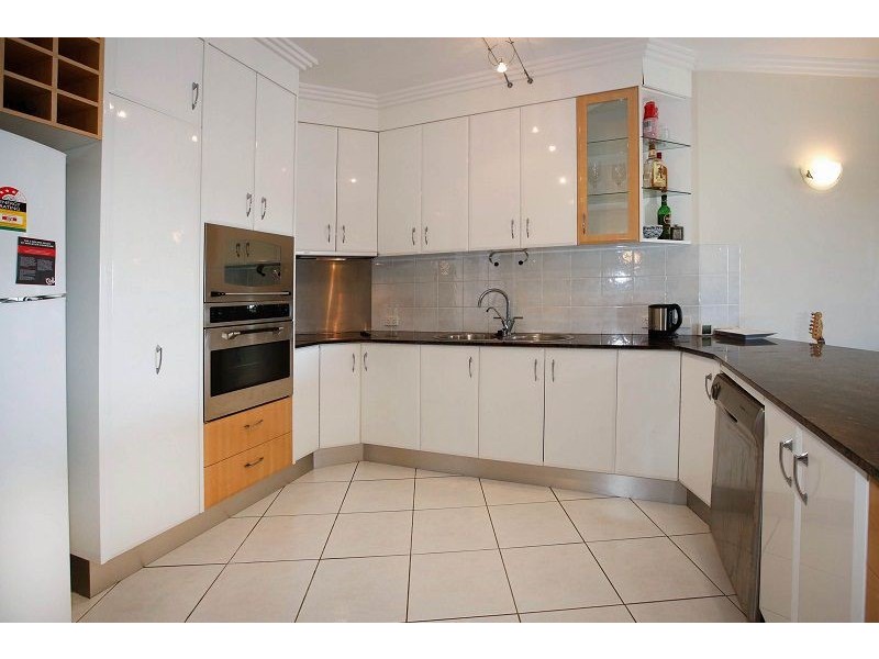 Unit 6/18-30 Sir Leslie Thiess Drive, Townsville City QLD 4810