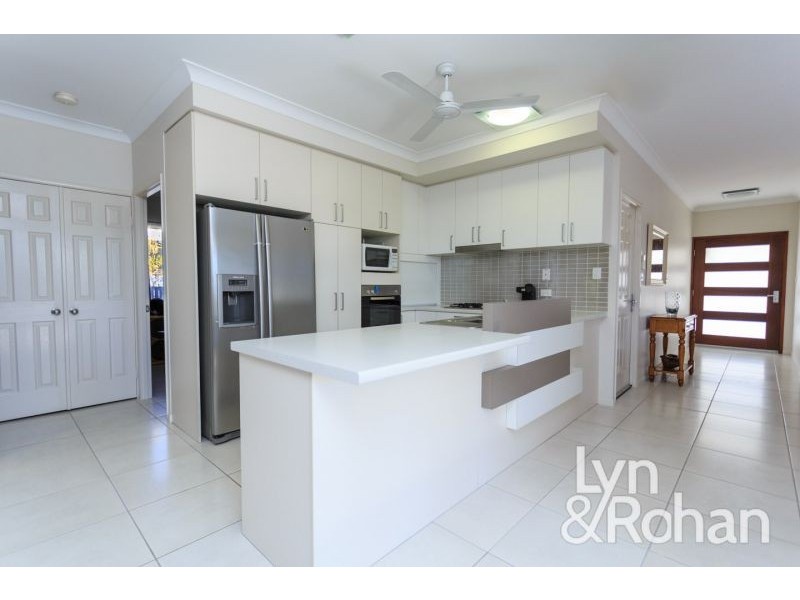 2 Polmaise Close, Burdell QLD 4818