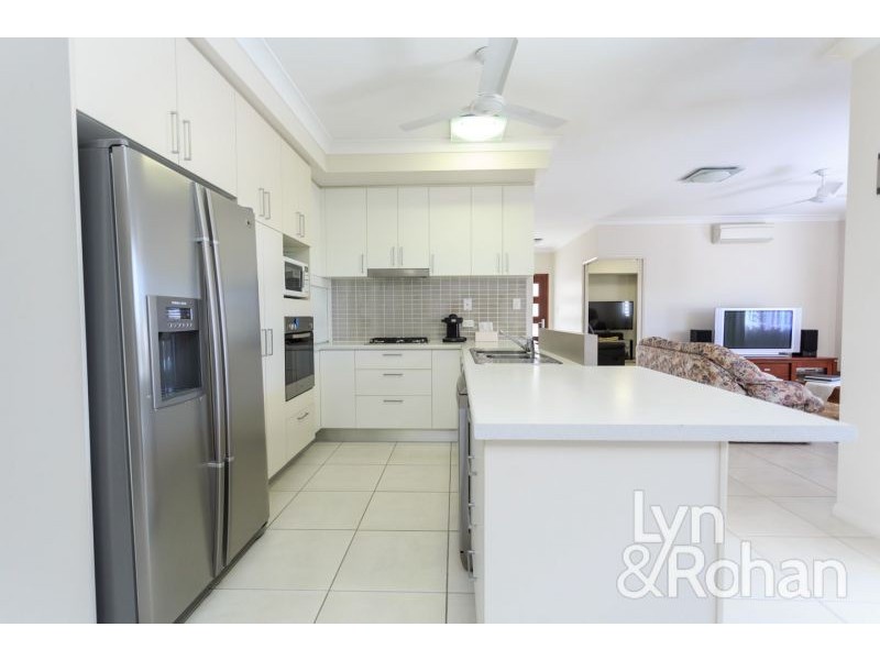 2 Polmaise Close, Burdell QLD 4818