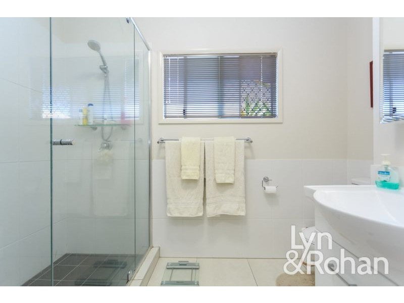 2 Polmaise Close, Burdell QLD 4818