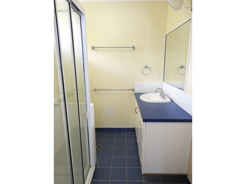 19 Mount Louisa Drive, Mount Louisa QLD 4814