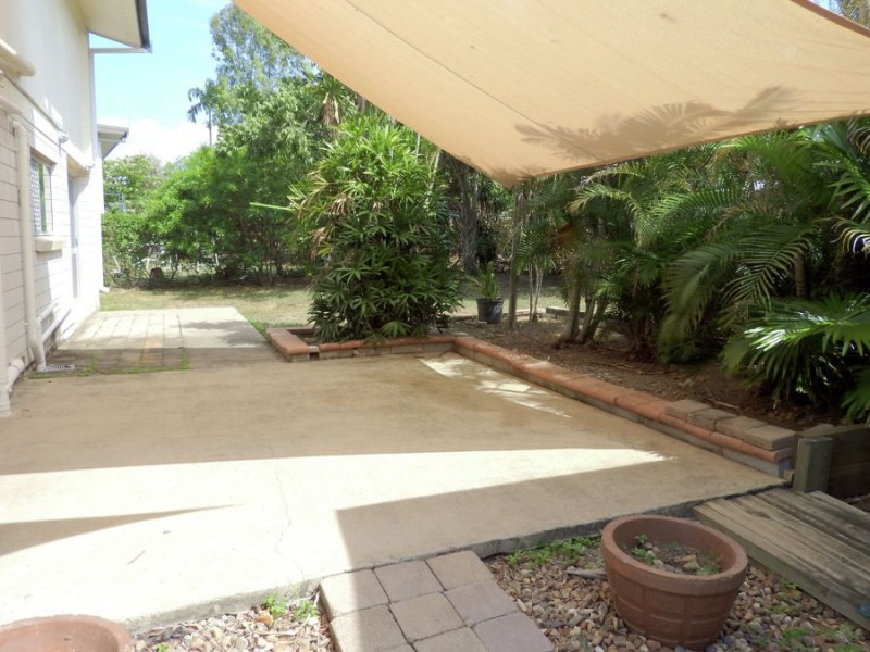 19 Mount Louisa Drive, Mount Louisa QLD 4814