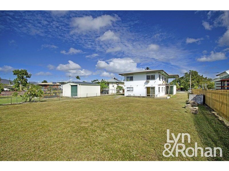 54 Grosvenor Street, Pimlico QLD 4812