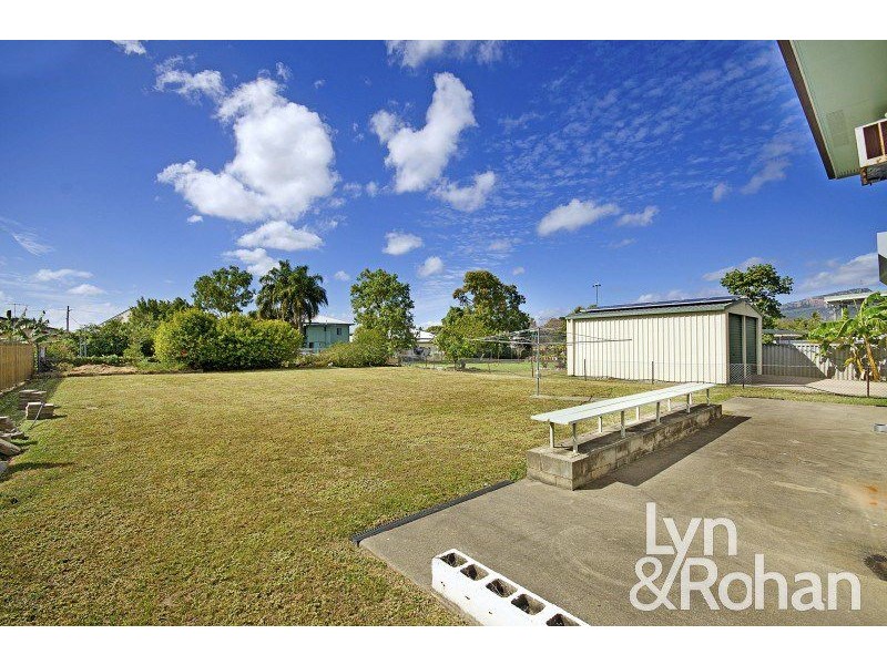 54 Grosvenor Street, Pimlico QLD 4812