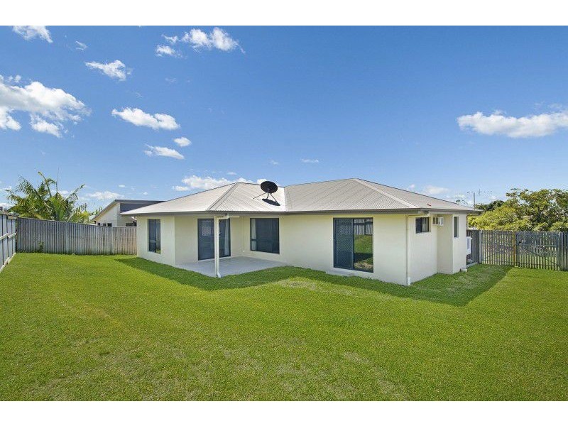 6 Henning Court, Bushland Beach QLD 4818