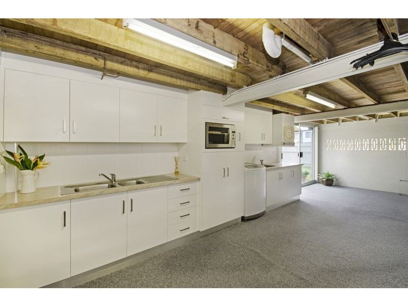 27 Poplar Street, Kirwan QLD 4817