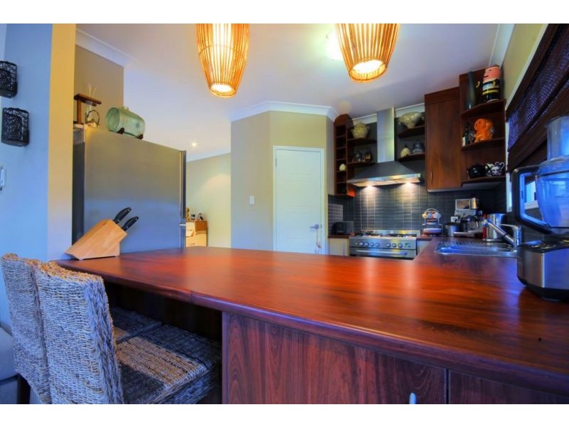 3 Eshelby Street, Bushland Beach QLD 4818