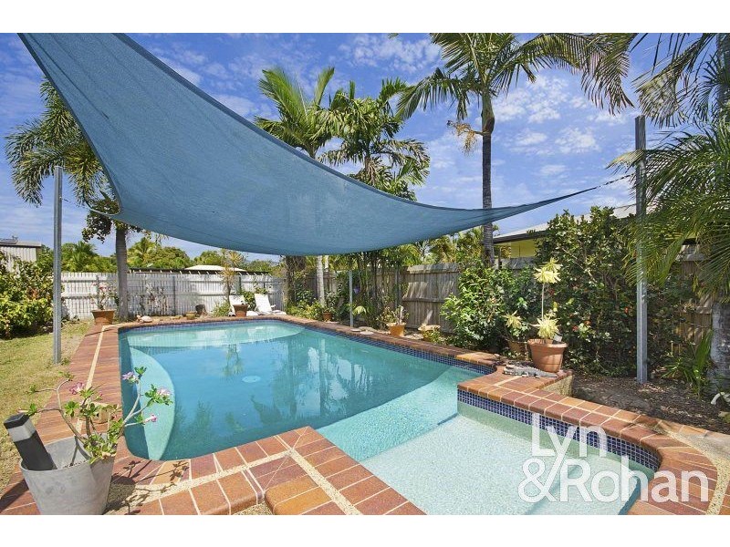 1 Yarai Court, Mount Louisa QLD 4814