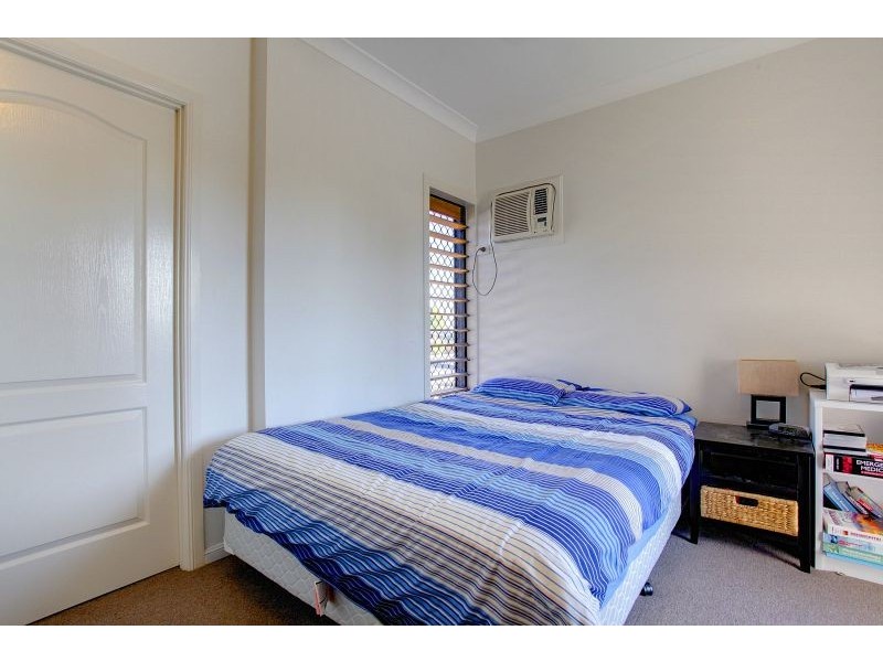 8/53 Kings Road, Hyde Park QLD 4812
