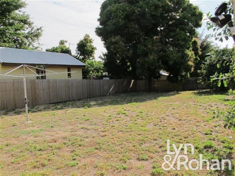 24 Hubert Street, South Townsville QLD 4810