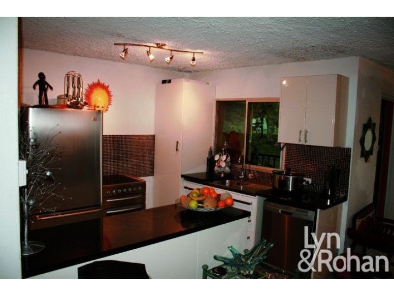 10/1 Burke Street, North Ward QLD 4810