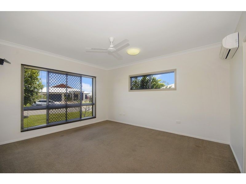 24 Dugong Court, Bushland Beach QLD 4818