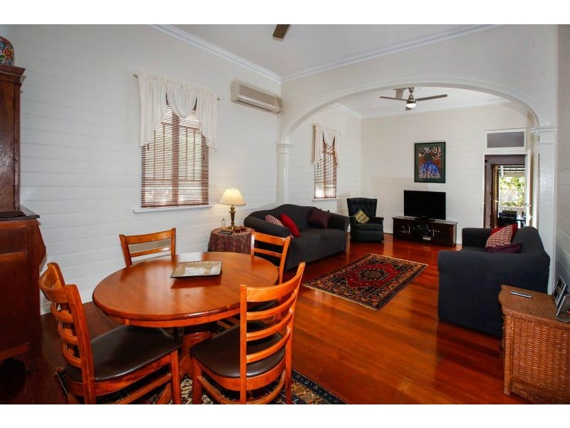 383 Stanley Street West, North Ward QLD 4810