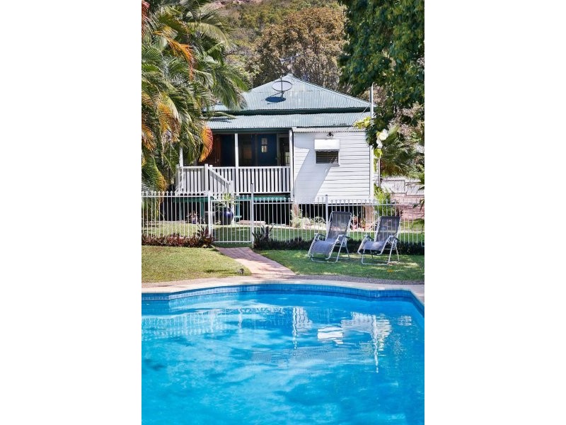 383 Stanley Street West, North Ward QLD 4810