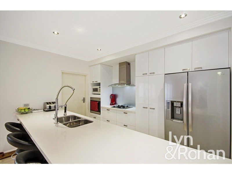 6 Batiki Circuit, Burdell QLD 4818