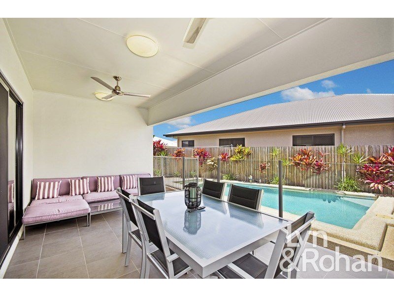 6 Batiki Circuit, Burdell QLD 4818