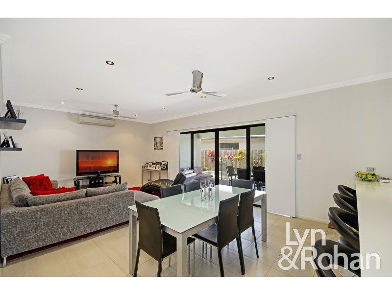 6 Batiki Circuit, Burdell QLD 4818