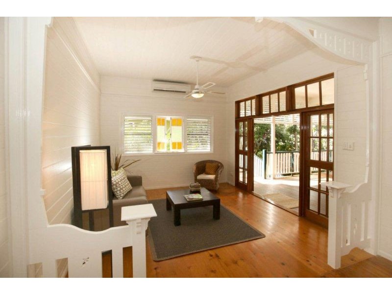 17 Mango Avenue, Mundingburra QLD 4812