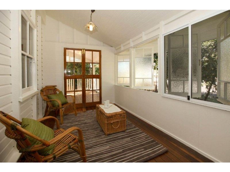 17 Mango Avenue, Mundingburra QLD 4812