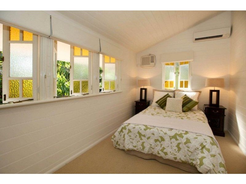 17 Mango Avenue, Mundingburra QLD 4812