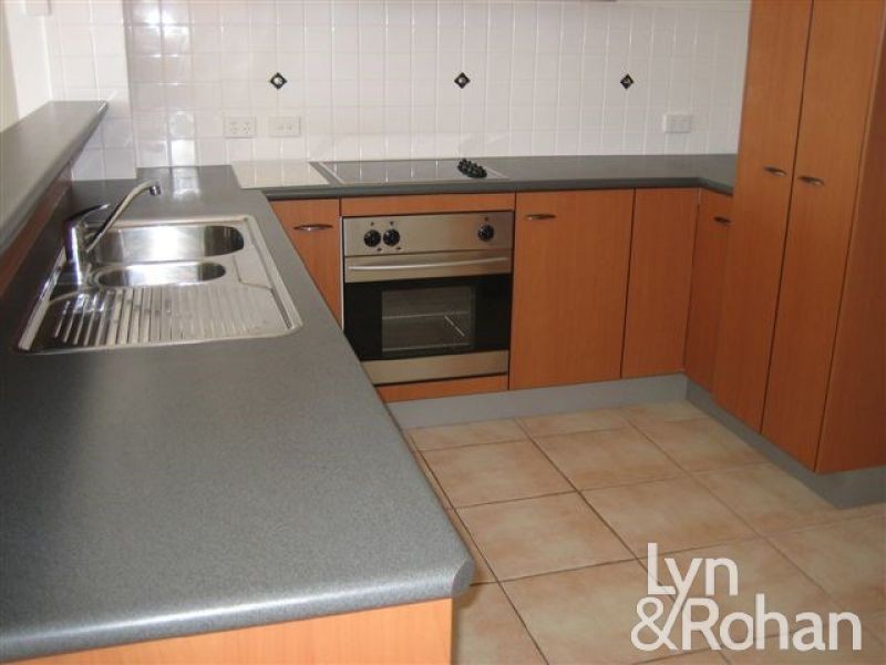 27/209 Wills Street, Townsville City QLD 4810