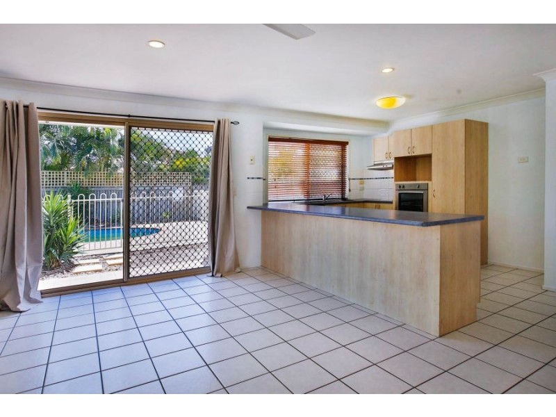 63 Wallace Circuit, Kirwan QLD 4817