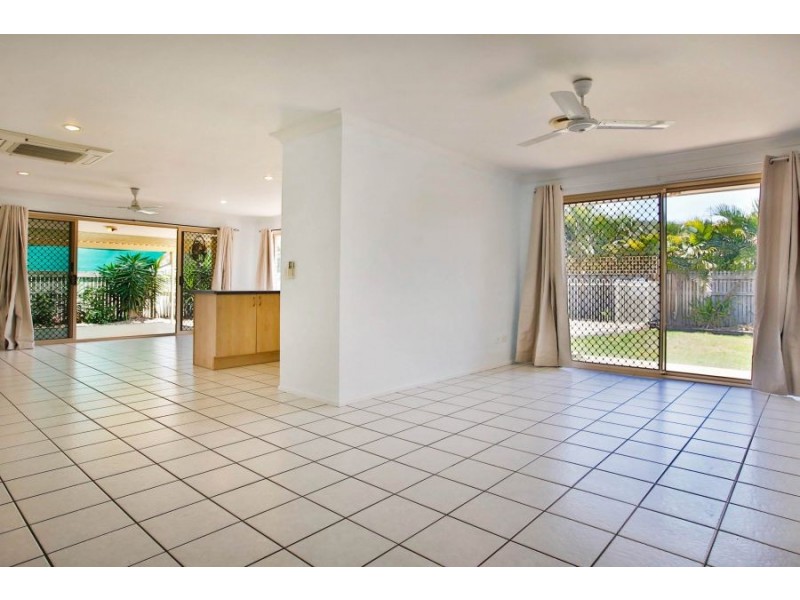 63 Wallace Circuit, Kirwan QLD 4817