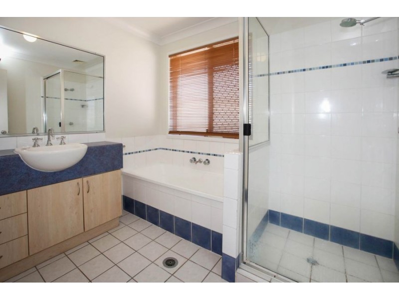 63 Wallace Circuit, Kirwan QLD 4817