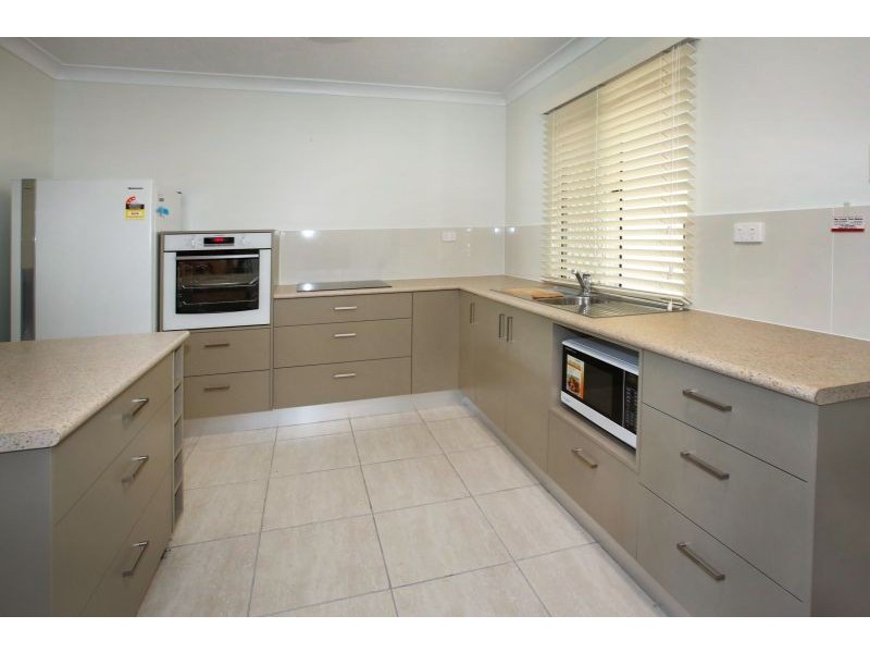 6/7 Alroy Street, Pimlico QLD 4812