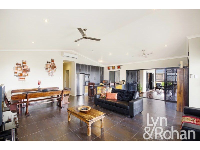 7 Cromwell Court, Mount Louisa QLD 4814