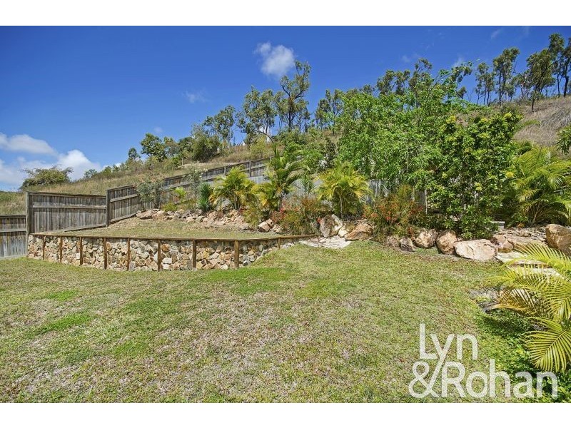 7 Cromwell Court, Mount Louisa QLD 4814