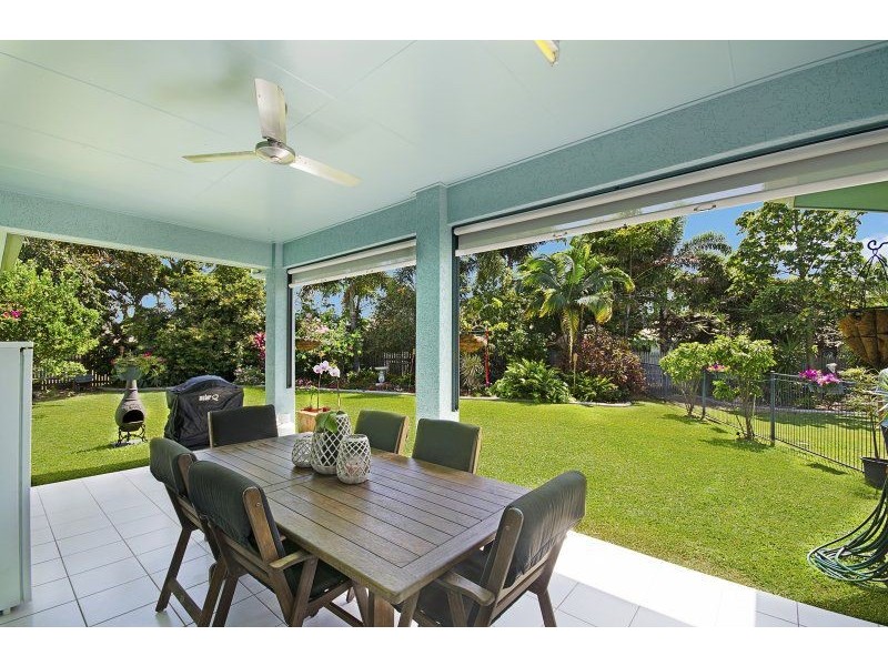 1 Luke Court, Bushland Beach QLD 4818
