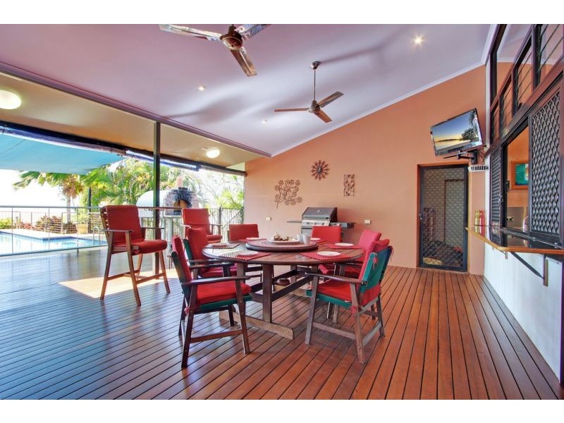 34 Waterview Drive, Bushland Beach QLD 4818