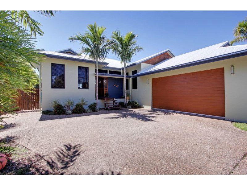 34 Waterview Drive, Bushland Beach QLD 4818