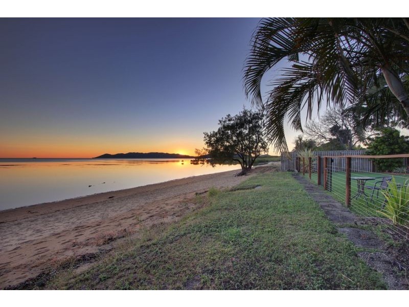 34 Waterview Drive, Bushland Beach QLD 4818