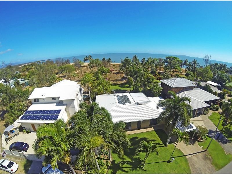 32 The Esplanade, Toolakea QLD 4818
