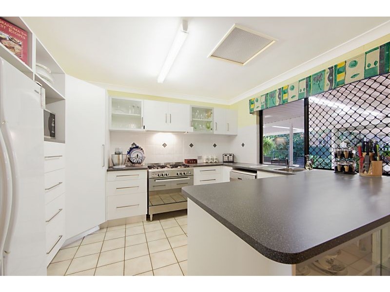 32 The Esplanade, Toolakea QLD 4818