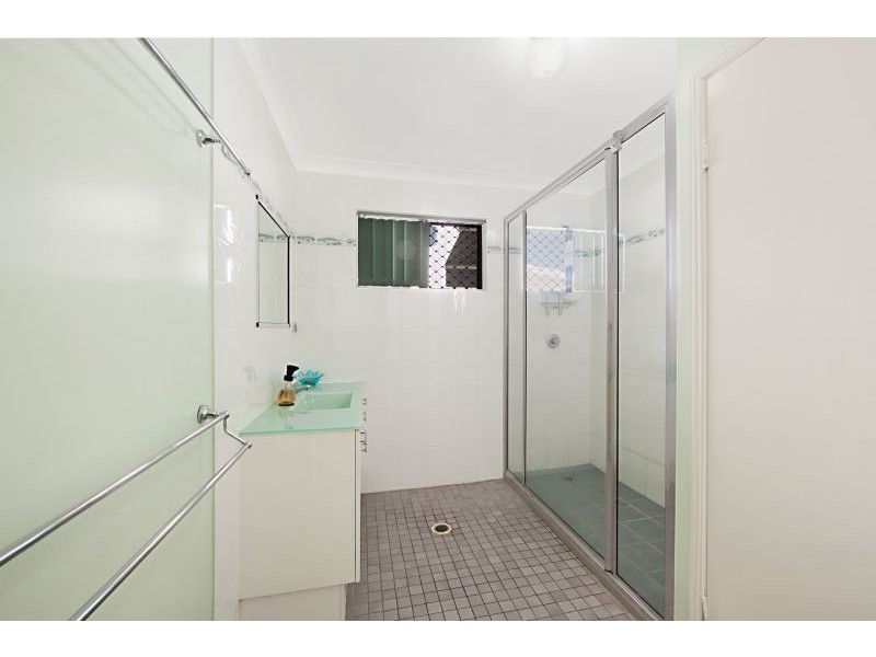 32 The Esplanade, Toolakea QLD 4818