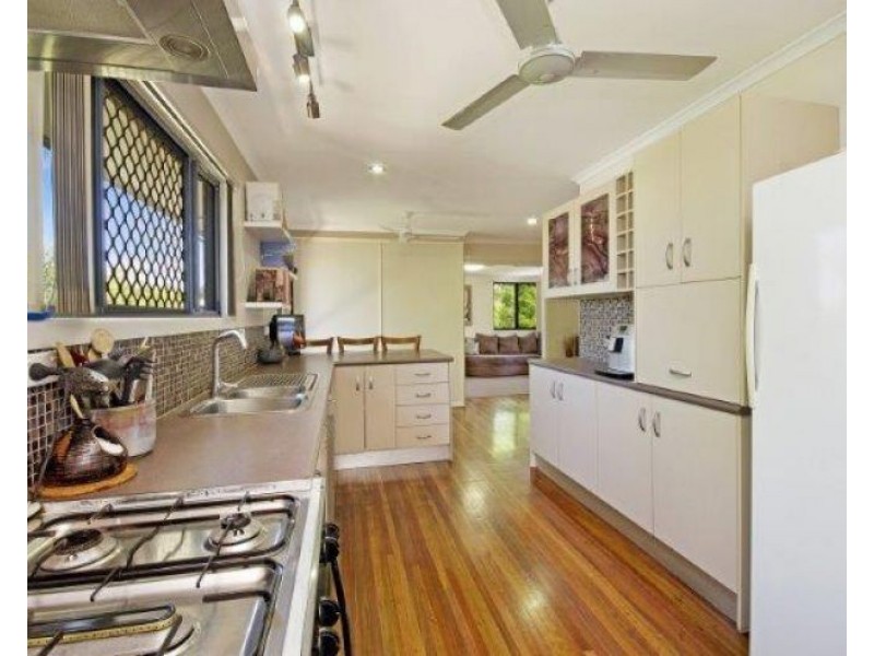 23 Riechelmann Street, Heatley QLD 4814