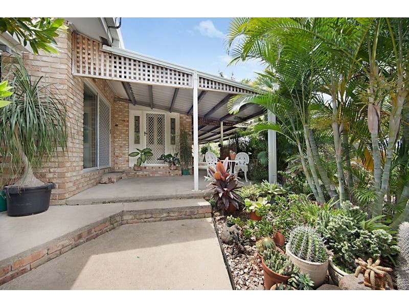 17 Oolilpa Street, Mount Louisa QLD 4814