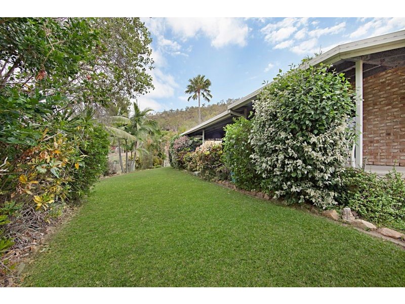 17 Oolilpa Street, Mount Louisa QLD 4814