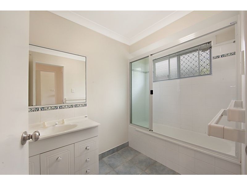 16 Florida Place, Kirwan QLD 4817