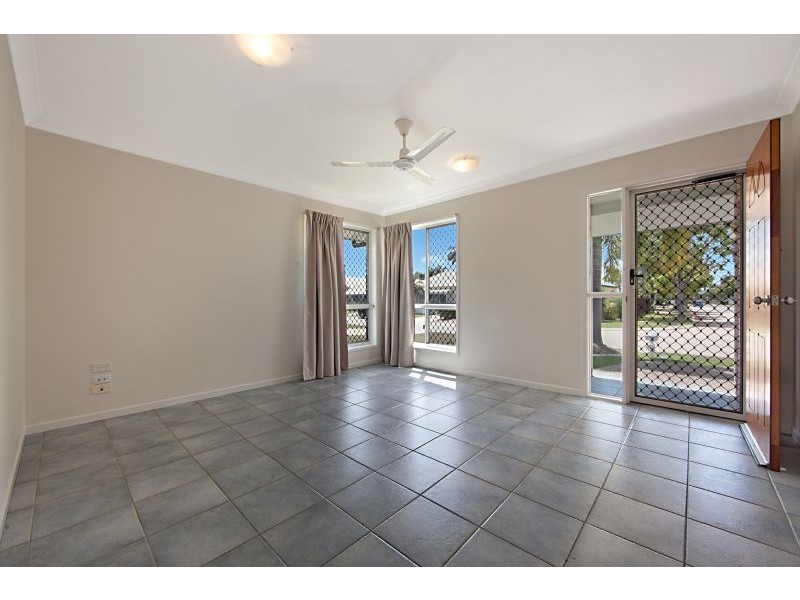 16 Florida Place, Kirwan QLD 4817