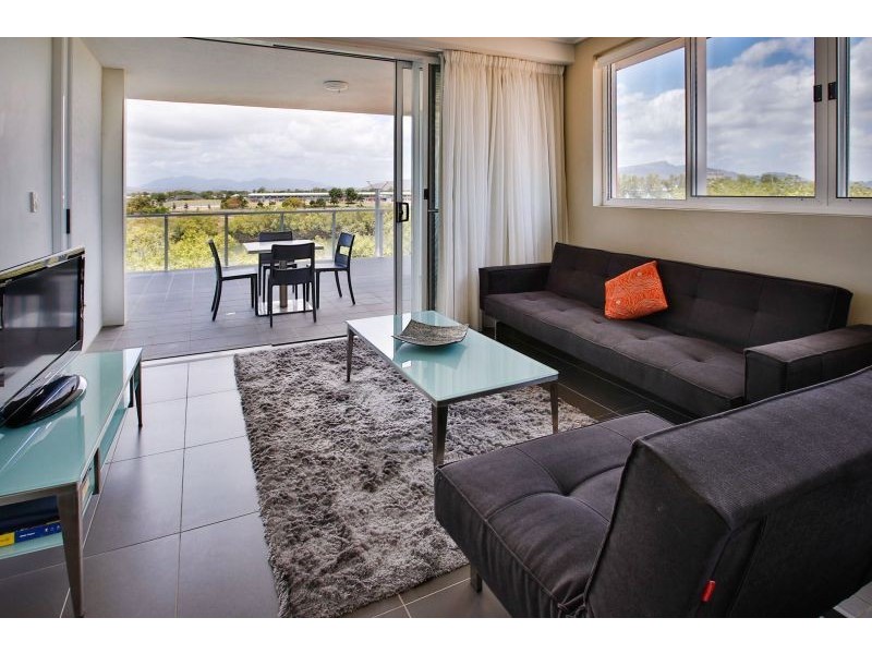 16/2-4 Kingsway Place, Townsville City QLD 4810