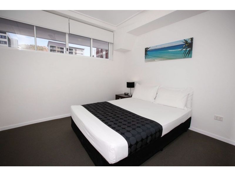 16/2-4 Kingsway Place, Townsville City QLD 4810